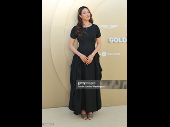  alt="Eileen Gu"