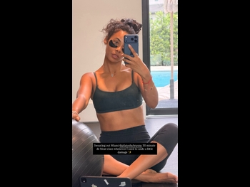 alt="Rochelle Humes"