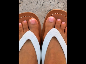  alt="Rochelle Humes"