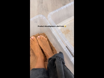  alt="Rochelle Humes"