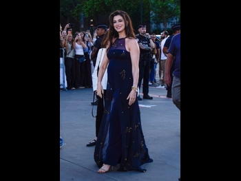  alt="Anne Hathaway (i)"