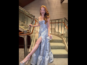 alt="Sarah Drew"