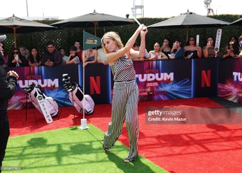 Julie Bowen
