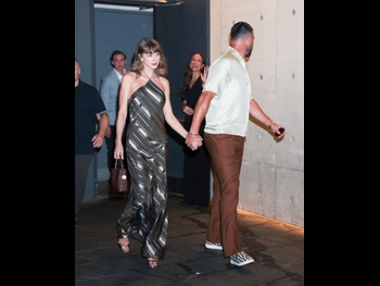  alt="Taylor Swift"