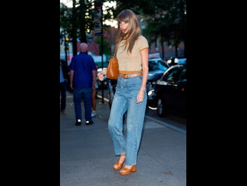  alt="Taylor Swift"