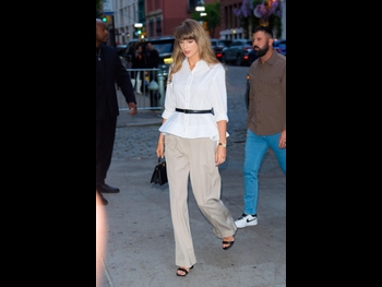  alt="Taylor Swift"