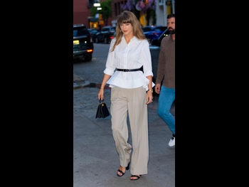  alt="Taylor Swift"