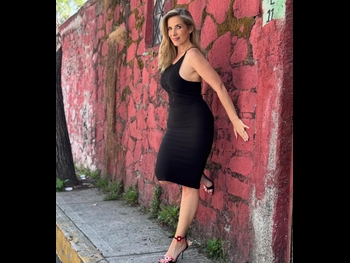  alt="Carolina Rocha"