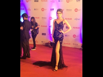  alt="Kriti Sanon"