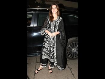  alt="Kriti Sanon"