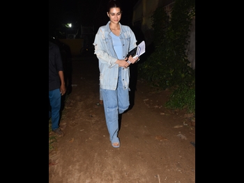  alt="Kriti Sanon"
