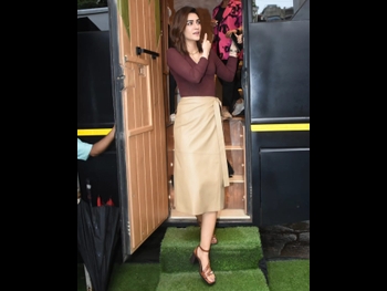  alt="Kriti Sanon"