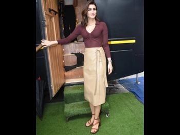  alt="Kriti Sanon"