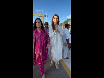  alt="Kriti Sanon"
