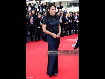  alt="Julia Louis-dreyfus"