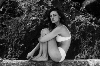 Phoebe Tonkin