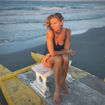 Martina Colombari