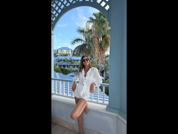  alt="Odette Annable"