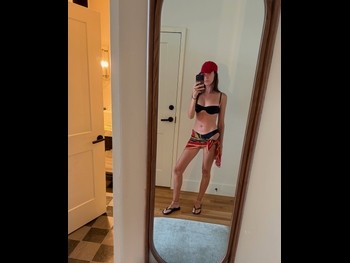  alt="Odette Annable"