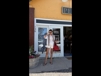  alt="Odette Annable"