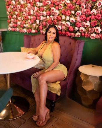 Dolly Castro