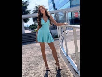  alt="Vanessa Claudio"
