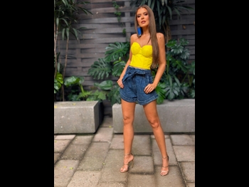  alt="Vanessa Claudio"