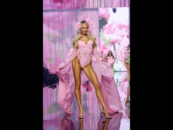  alt="Candice Swanepoel"