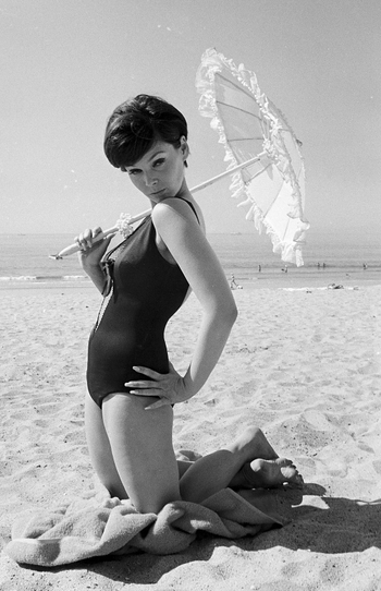 Yvonne Craig