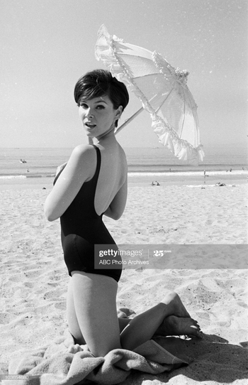 Yvonne Craig