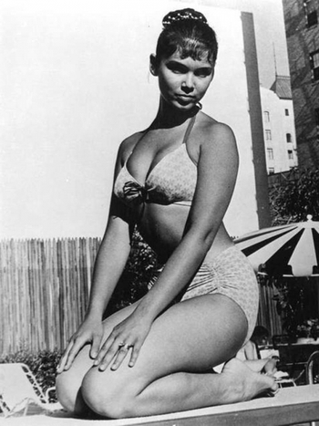 Yvonne Craig