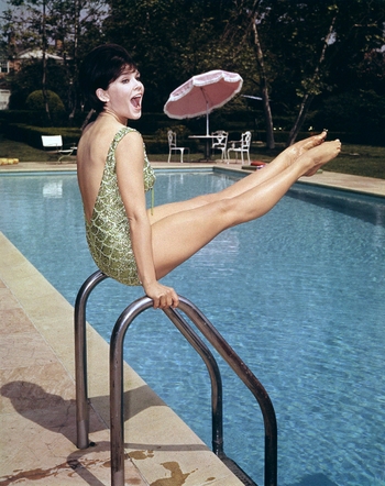 Yvonne Craig