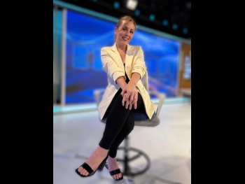  alt="Cora Debarbieri"