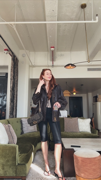 Charlotte Dobre