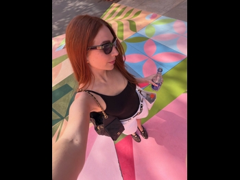  alt="Charlotte Dobre"