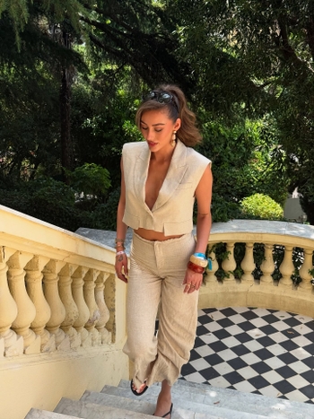 Chloe Veitch