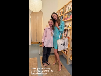  alt="Karlie Kloss"
