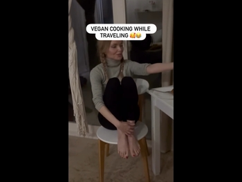  alt="Izabella Miko"