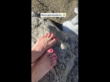  alt="Izabella Miko"