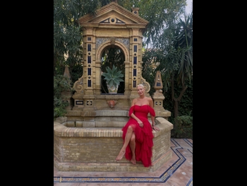  alt="Denise Van Outen"