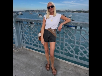 alt="Denise Van Outen"