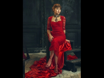  alt="Ella Purnell"
