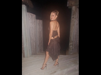  alt="Ashley Roberts (i)"
