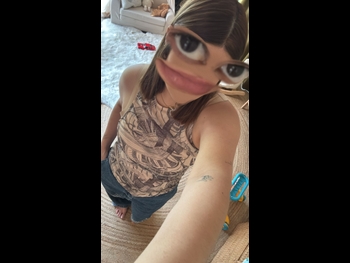  alt="Yuridia"