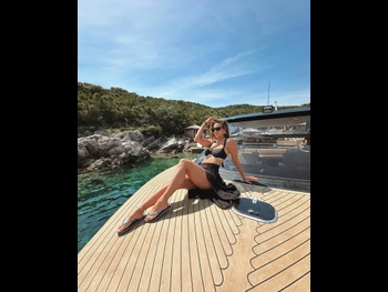  alt="Ferne Mccann"