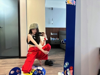 Xuanyi Wu