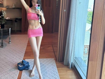 Xuanyi Wu
