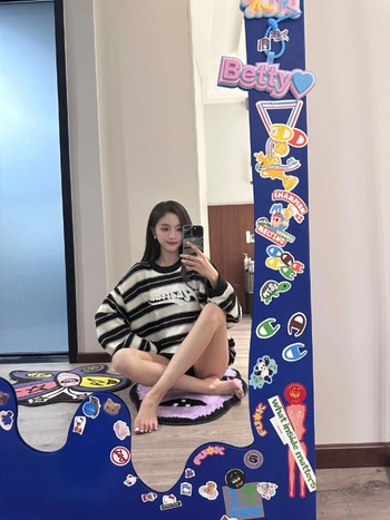 Xuanyi Wu