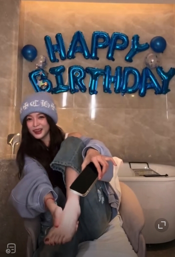 Xuanyi Wu