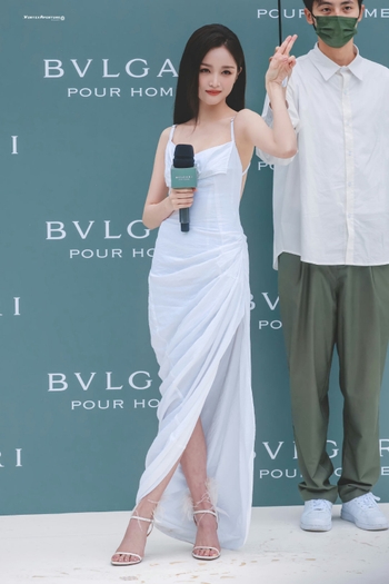 Xuanyi Wu